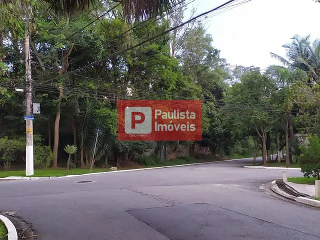 Terreno com 990m², à venda, no bairro Interlagos em São Paulo