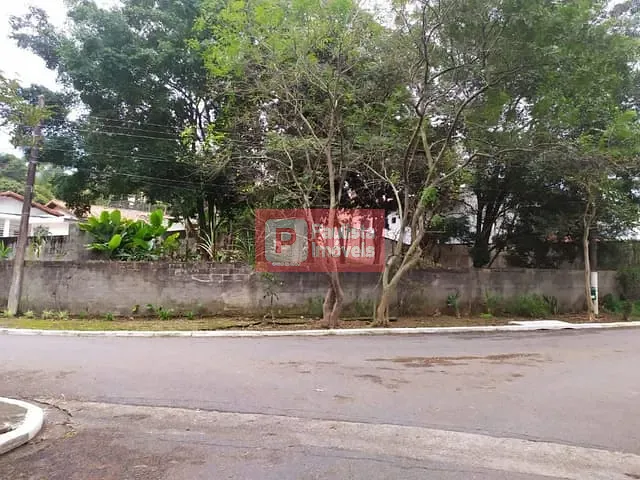 Terreno com 990m², à venda, no bairro Interlagos em São Paulo