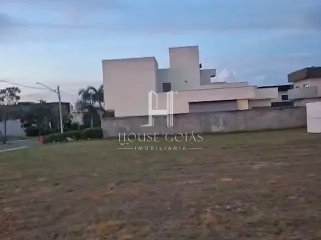 Terreno com 325m², à venda, no bairro Parqville Pinheiros em Aparecida de Goiânia