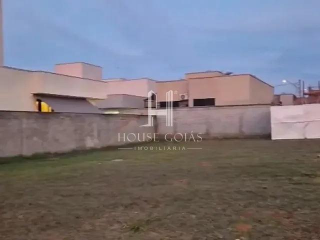 Terreno com 325m², à venda, no bairro Parqville Pinheiros em Aparecida de Goiânia