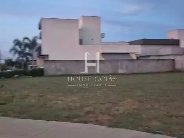Terreno com 325m², à venda, no bairro Parqville Pinheiros em Aparecida de Goiânia