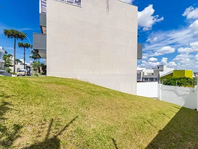 Terreno com 180m², à venda, no bairro Uberaba em Curitiba