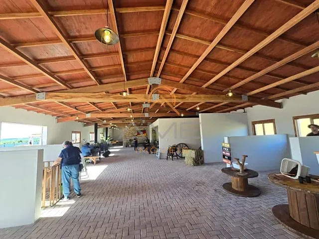 Terreno com 863m², à venda, no bairro Laranjal em Pelotas