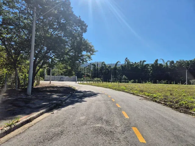 Terreno com 194m², à venda, no bairro Botujuru em Mogi das Cruzes