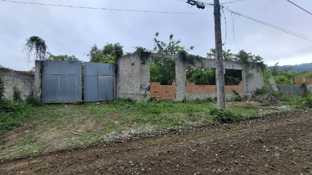 Terreno com 1000m², à venda, no bairro Itaocaia Valley (Itaipuaçu) em Maricá