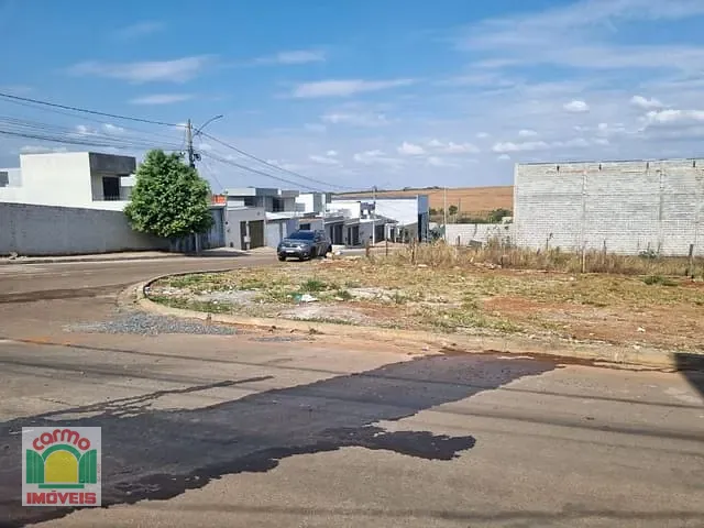 Terreno com 400m², à venda, no bairro Residencial Flor do Cerrado em Anápolis