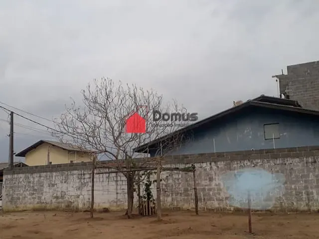 Terreno com 207m², à venda, no bairro Parque das Palmeiras em Pindamonhangaba