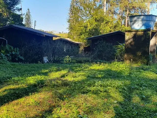Terreno com 466m², à venda, no bairro Penedo em Itatiaia