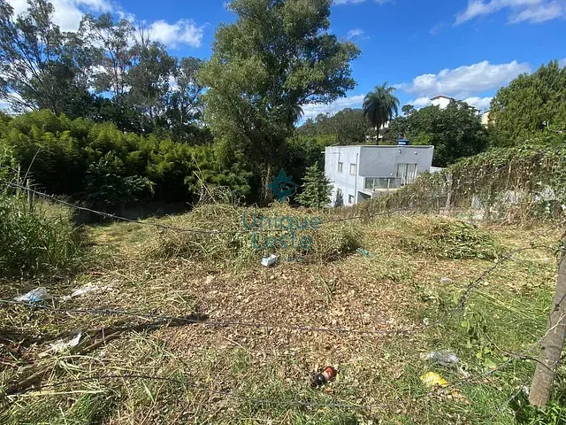 Terreno com 586m², à venda, no bairro Jardim Vitória em Belo Horizonte