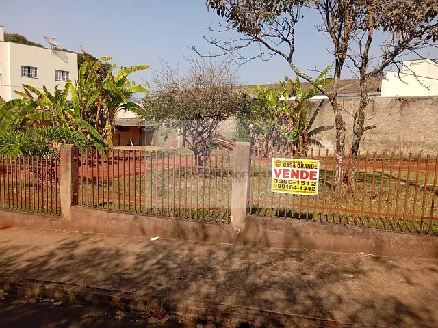 Terreno com 410m², à venda, no bairro Jardim Caviúna em Rolândia