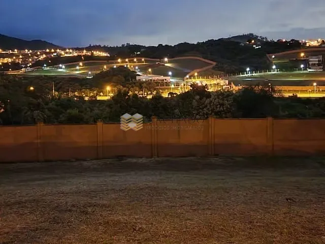 Terreno com 512m², à venda, no bairro Loteamento Alphaville Jundiaí - Fase 01 em Jundiaí