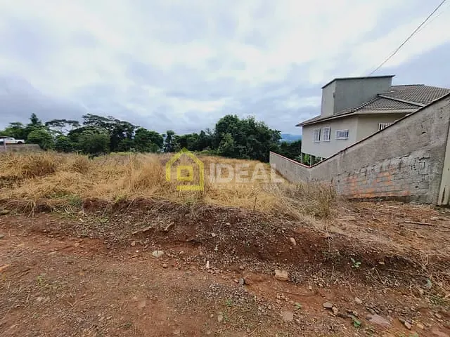 Terreno com 363m², à venda, no bairro Nações em Concórdia