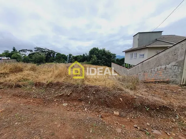 Terreno com 363m², à venda, no bairro Nações em Concórdia