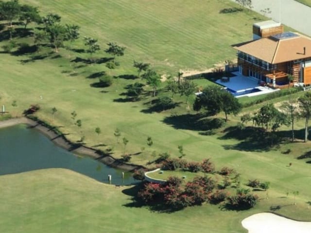 Terreno com 832m², à venda, no bairro Ingleses do Rio Vermelho em Florianópolis