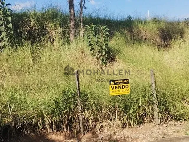 Terreno com 341m², à venda, no bairro Cruzeiro em São José do Alegre