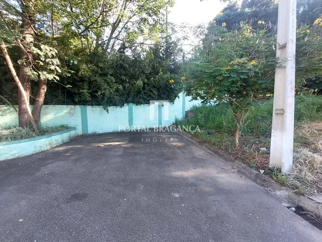 Terreno com 300m², à venda, no bairro Residencial Alvorada em Bragança Paulista