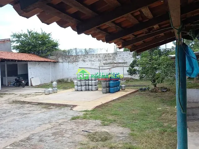 Terreno à venda, no bairro Renascença em Teresina