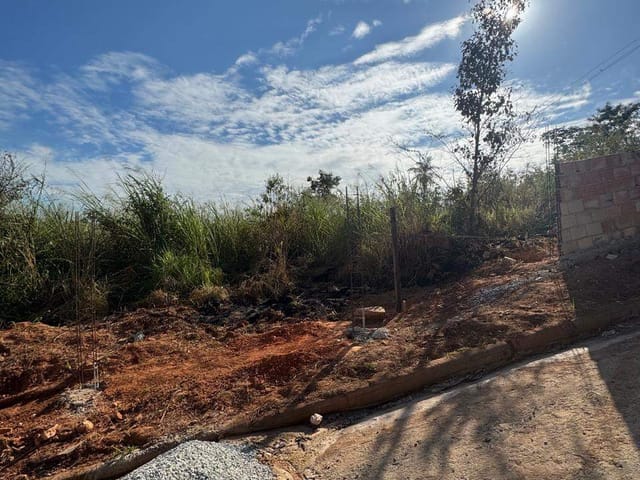 Terreno com 200m², à venda, no bairro Ribeiro de Abreu em Belo Horizonte