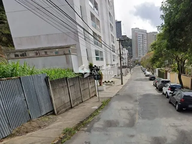 Terreno com 300m², à venda, no bairro Cascatinha em Juiz de Fora