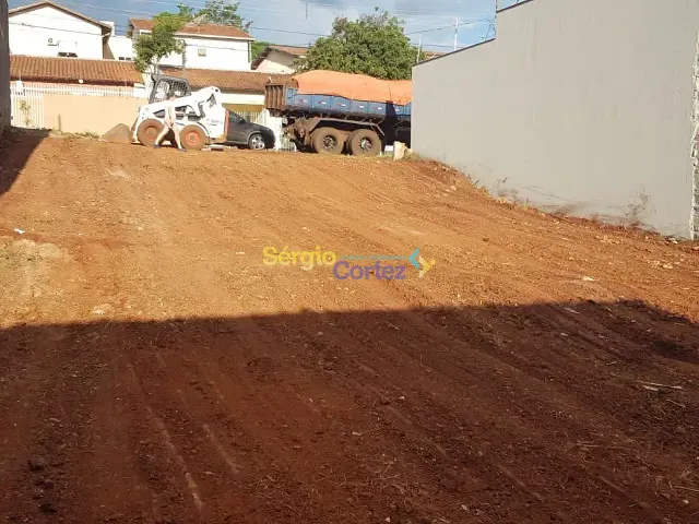 Terreno com 312m², à venda, no bairro Jardim Alvorada em Londrina