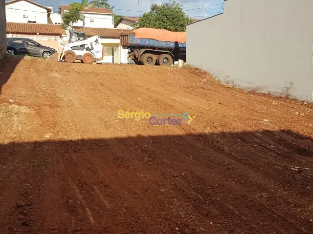 Terreno com 312m², à venda, no bairro Jardim Alvorada em Londrina