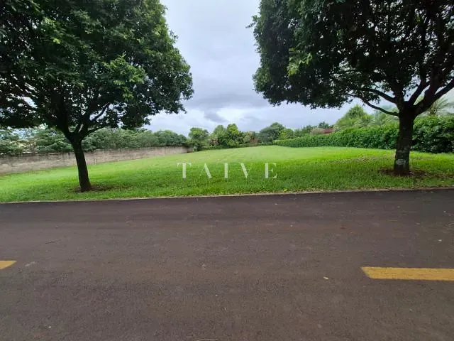 Terreno com 2500m², à venda, no bairro Recanto do Salto em Londrina