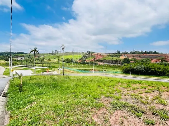 Terreno com 176m², à venda, no bairro Porteira Preta em Mogi das Cruzes