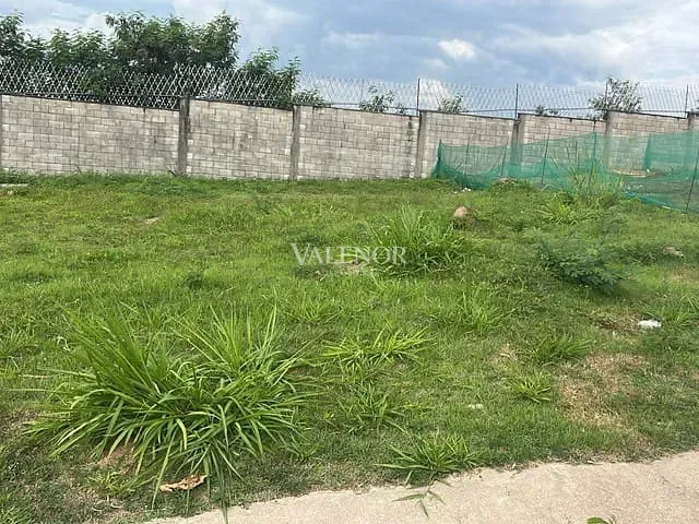 Terreno com 150m², à venda, no bairro Jardim Celeste em Jundiaí