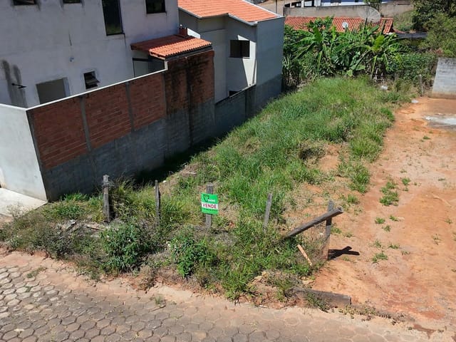 Terreno com 217m², à venda, no bairro Vale Do Sol em Cambuí