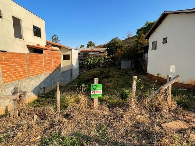Terreno com 217m², à venda, no bairro Vale Do Sol em Cambuí