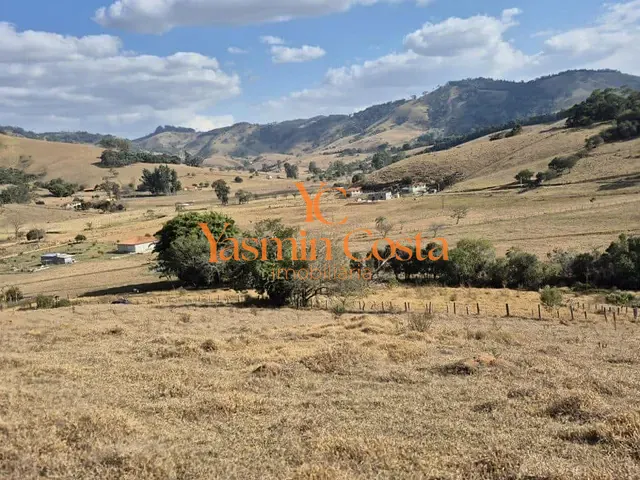 Terreno com 2000m², à venda, no bairro Água Branca em Cambuí