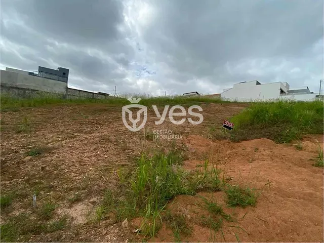 Terreno com 360m², à venda, no bairro Loteamento Residencial Condomínio Villágio II em Araxá