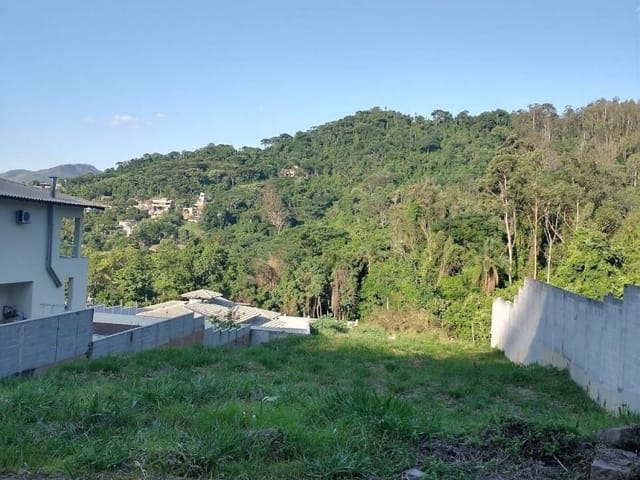 Terreno com 1000m², à venda, no bairro Jardim das Paineiras em São João da Boa Vista