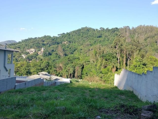 Terreno com 1000m², à venda, no bairro Jardim das Paineiras em São João da Boa Vista