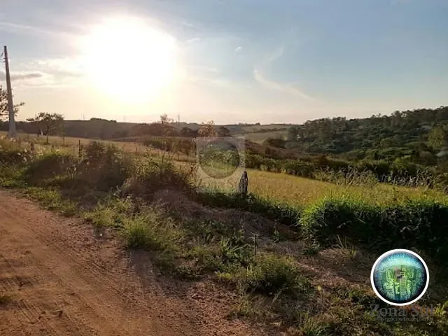 Terreno com 1500m², à venda, no bairro Carafá em Votorantim