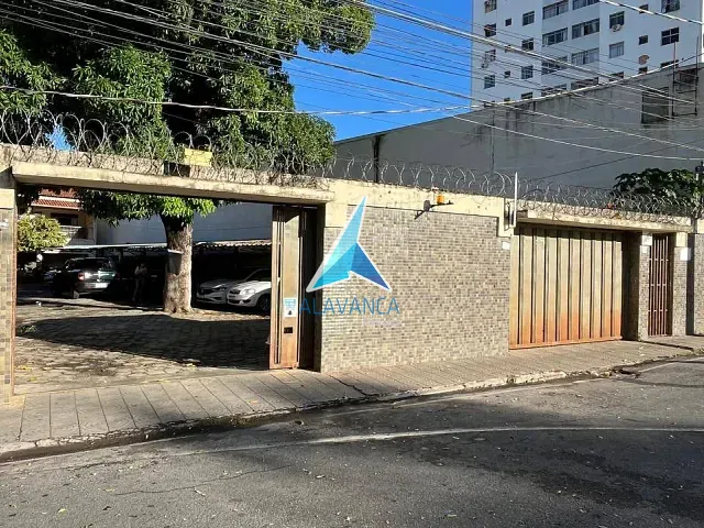 Terreno com 675m², à venda, no bairro Centro em Governador Valadares