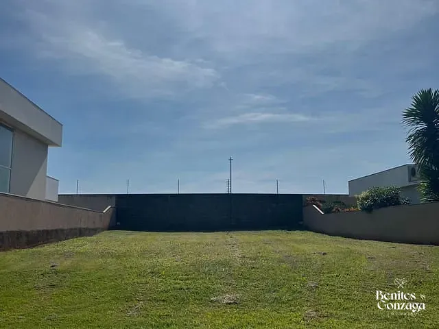 Terreno com 458m², à venda, no bairro Gleba Aurora em Iguaraçu