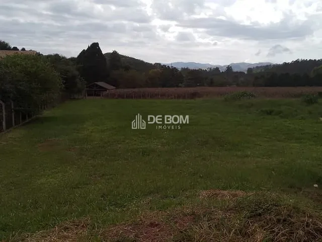 Terreno com 2000m², à venda, no bairro Residencial e Industrial Campo Alegre em Poços de Caldas