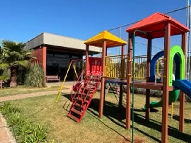 Terreno com 200m², à venda, no bairro Cancelli em Cascavel