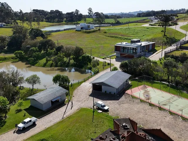 Terreno com 1060m², à venda, no bairro Paraiso em Vila Flores