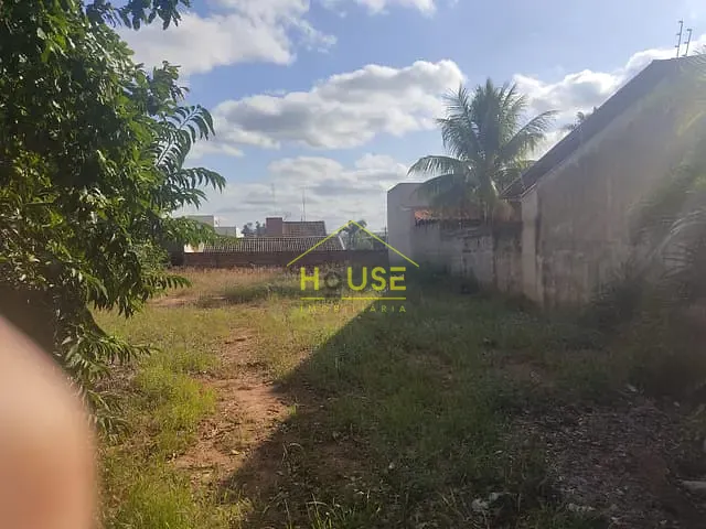 Terreno com 311m², à venda, no bairro Chácara Aviação em Votuporanga