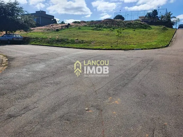 Terreno com 1233m², à venda, no bairro Colinas de Inhandjara em Itupeva