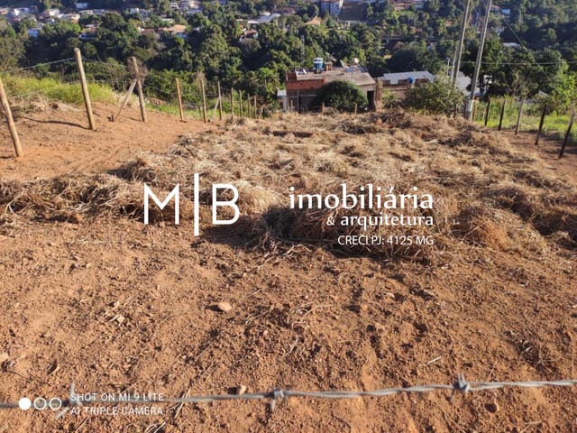 Terreno com 200m², à venda, no bairro CENTENARIO em CATAGUASES