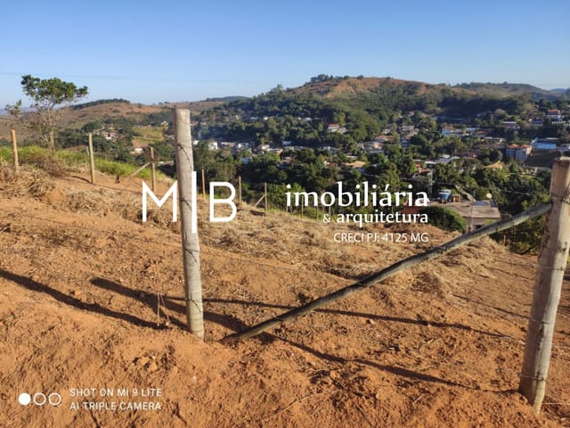 Terreno com 200m², à venda, no bairro CENTENARIO em CATAGUASES