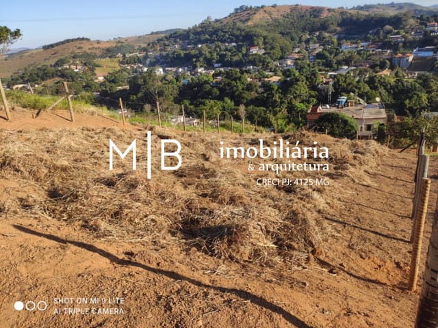 Terreno com 200m², à venda, no bairro CENTENARIO em CATAGUASES