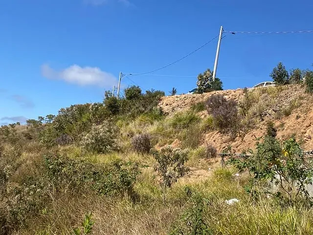 Terreno com 433m², à venda, no bairro Jardim Bandeirantes em Poços de Caldas