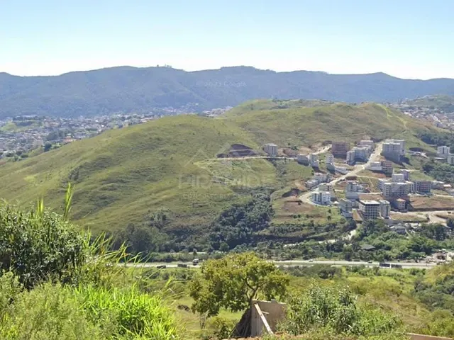 Terreno com 433m², à venda, no bairro Jardim Bandeirantes em Poços de Caldas