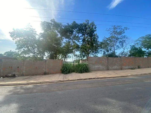 Terreno com 1260m², à venda, no bairro Santa Rosa em Cuiabá