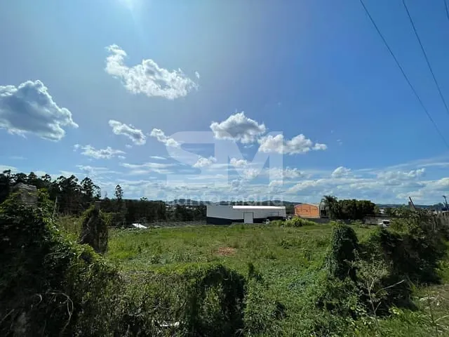 Terreno com 2663m², à venda, no bairro Cristo Rei em Chapecó