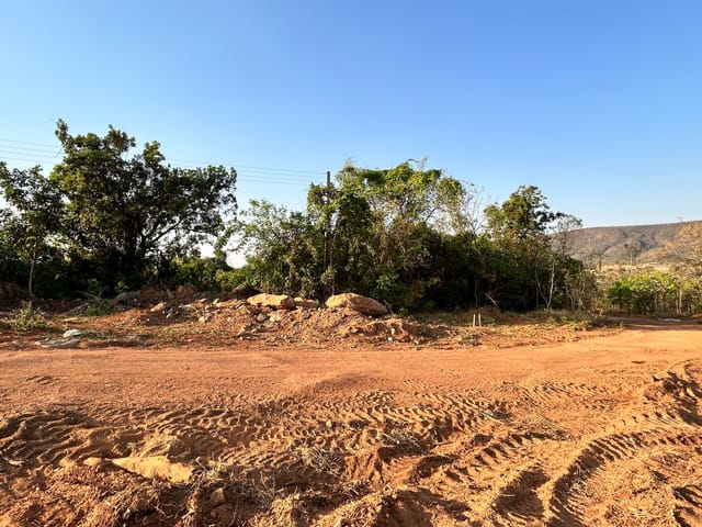 Terreno com 360m², à venda, no bairro Solar água Quente em Rio Quente